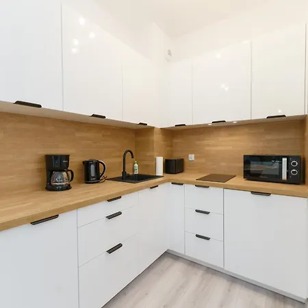 Przystan Z Basenem Letnim By Holidaysun