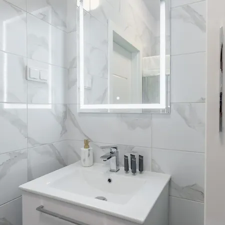 Przystan Z Basenem Letnim By Holidaysun * Sianozety