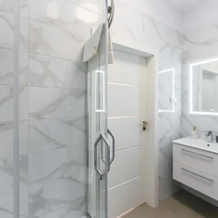 Przystan Z Basenem Letnim By Holidaysun Lejlighed *